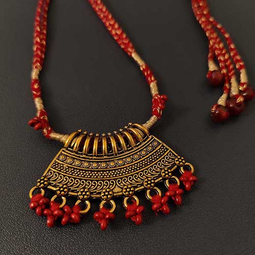 Aurous Red Gold Metal Pendant Dori Neckpiece