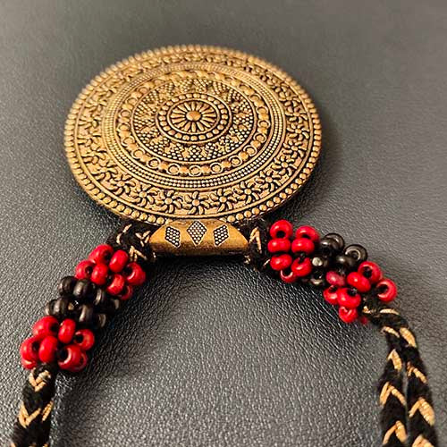 Lolly Black Gold Metal Pendant Dori Neckpiece