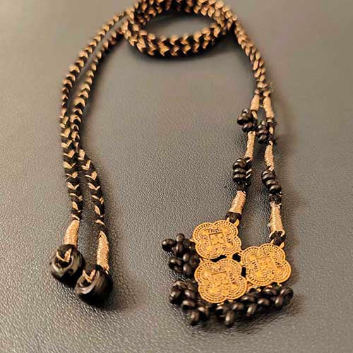 Gilt BlackGold Metal Pendant Dori Neckpiece