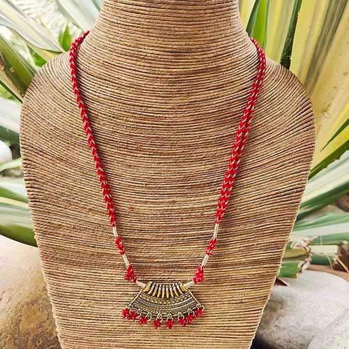 Aurous Red Gold Metal Pendant Dori Neckpiece