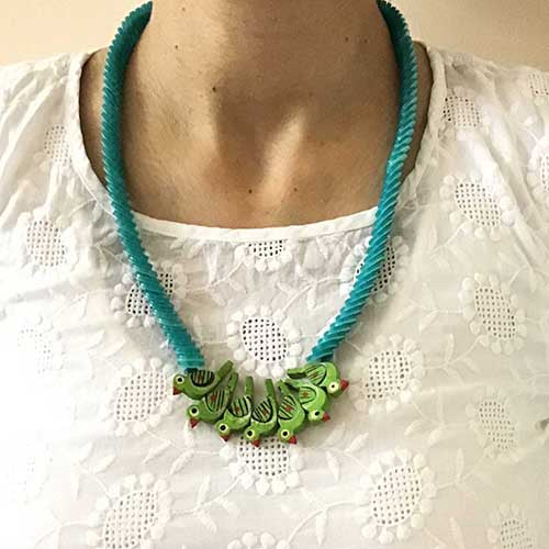 Chiriya Teal/Green Button Neckpiece