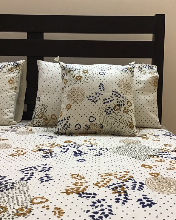 Savanna Block-print Bedcover set ( Bedcover with 2 cushions and 2 pillowcases)