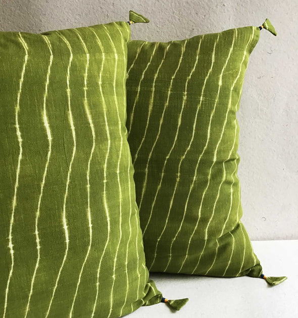 Henna Lehariya Shibori Cushion Cover