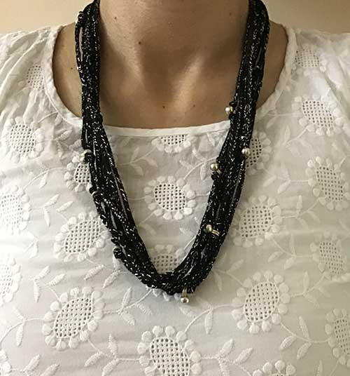 Dori Black Neckpiece