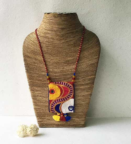 Sona Laal Hand Embroidered Sustainable Fashion Jewelry Neckpiece