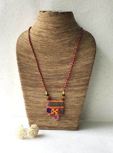 Laal Hand Embroidered Sustainable Fashion Jewelry Neckpiece