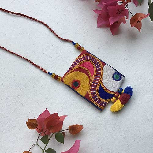 Sona Laal Hand Embroidered Sustainable Fashion Jewelry Neckpiece